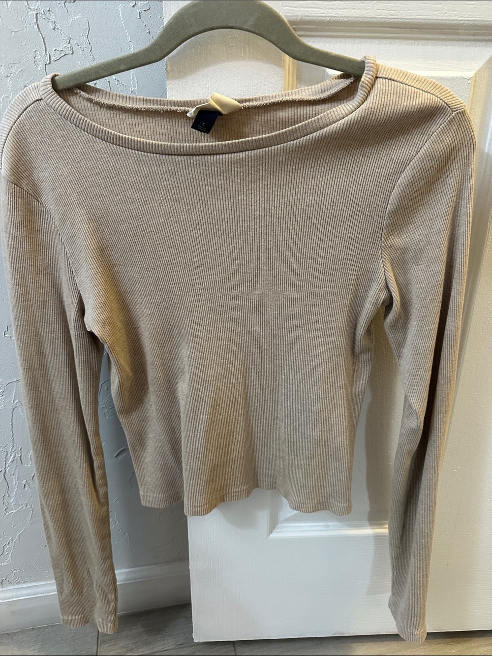 Universal Thread Beige Ribbed Long-Sleeve Top